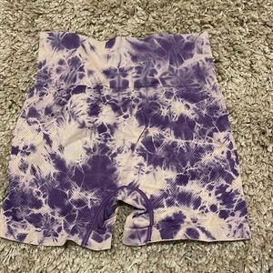 Tye dye scrunch shorts
